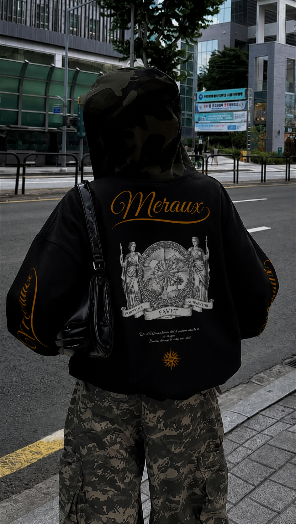 Fortuna Longsleeve – Black / Orange