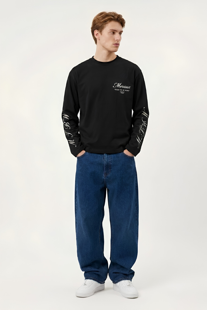 Script Longsleeve – Black / White